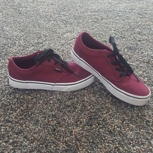 Girls Vans Maroon & Black